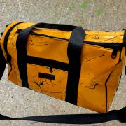Tasche Unterwegs gross Gebrauchtplane gelb gesprenkelt